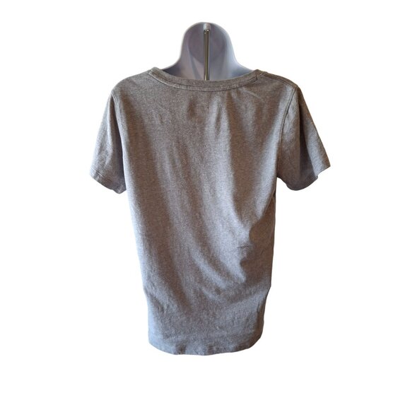 Under Armour Womens HeatGear T-Shirt M Gray Loose Fit V-Neck Athleisure - Picture 2 of 6